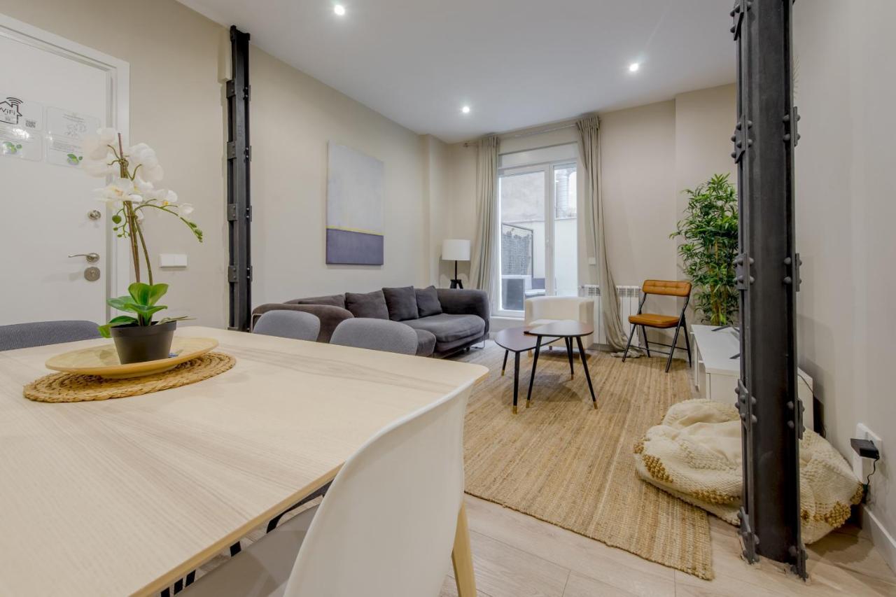 Acogedor Apt 3 Habitaciones Y Terraza En El Centro Madrid Exterior photo