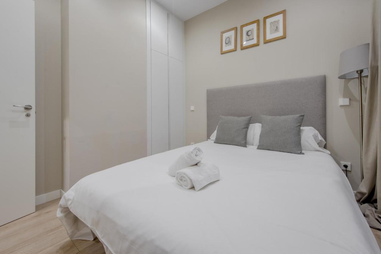 Acogedor Apt 3 Habitaciones Y Terraza En El Centro Madrid Exterior photo